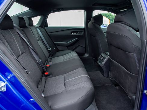 Used 2025 Honda Accord Sport image 18