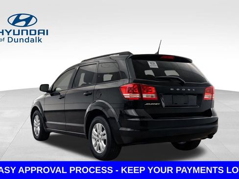 Used 2020 Dodge Journey SE w/ SE Popular Equipment Group FWD image 2