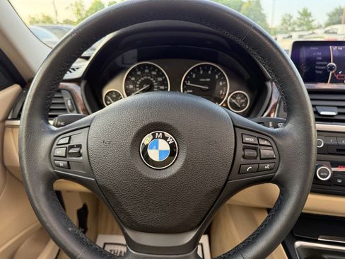 Used 2013 BMW 328i xDrive Sedan AWD/4WD image 23