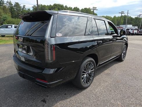 Used 2025 Cadillac Escalade Sport Platinum AWD/4WD image 31
