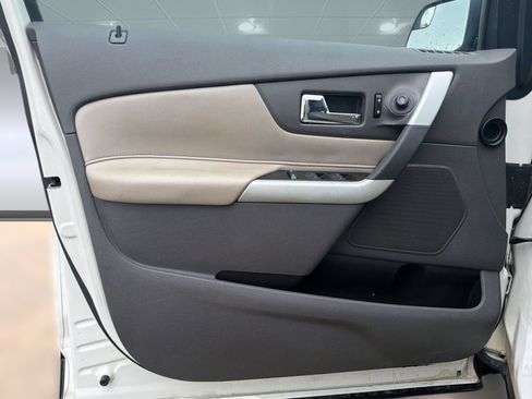 Used 2012 Ford Edge SE FWD image 21