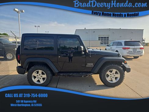 Used 2015 Jeep Wrangler Sport w/ Quick Order Package 24S AWD/4WD image 1