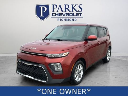 Used 2022 Kia Soul LX w/ Technology Package image 3