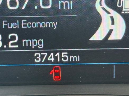 Used 2024 GMC Terrain SLE image 19