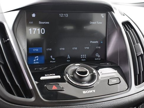 Used 2017 Ford Escape Titanium AWD/4WD image 27