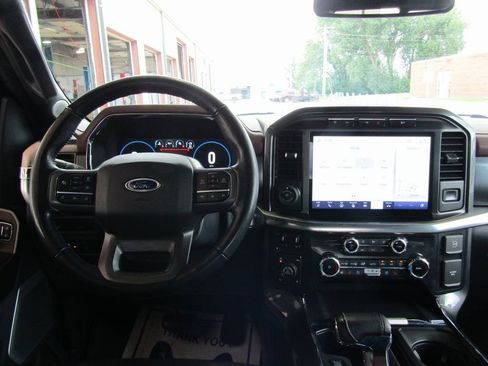 Used 2022 Ford F150 Lariat w/ Equipment Group 502A High image 5