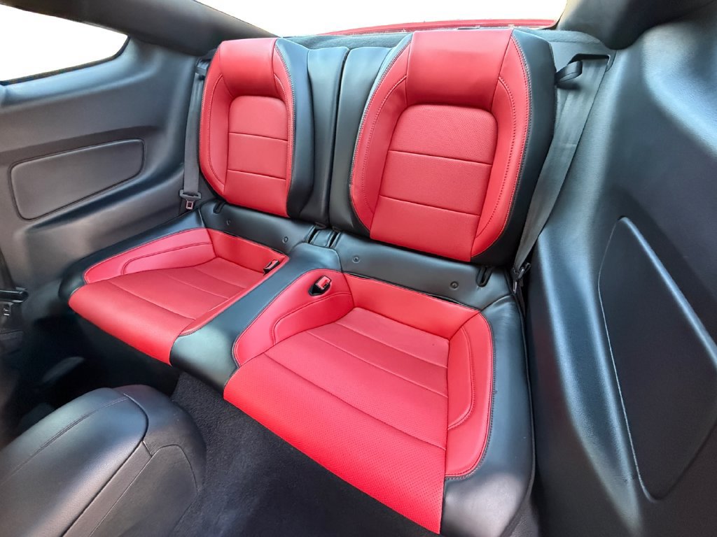 Used 2019 Ford Mustang GT Premium w/ GT Performance Package RWD image 19