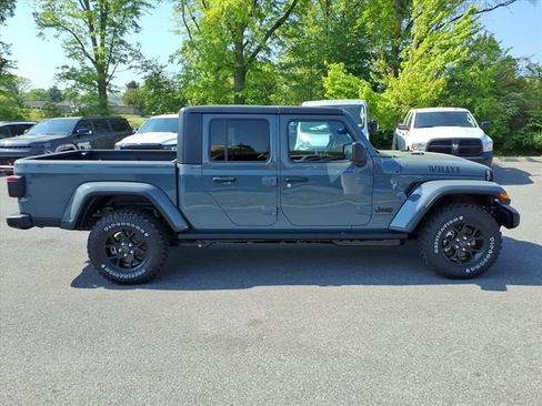 New 2026 Jeep Gladiator Sport AWD/4WD image 3