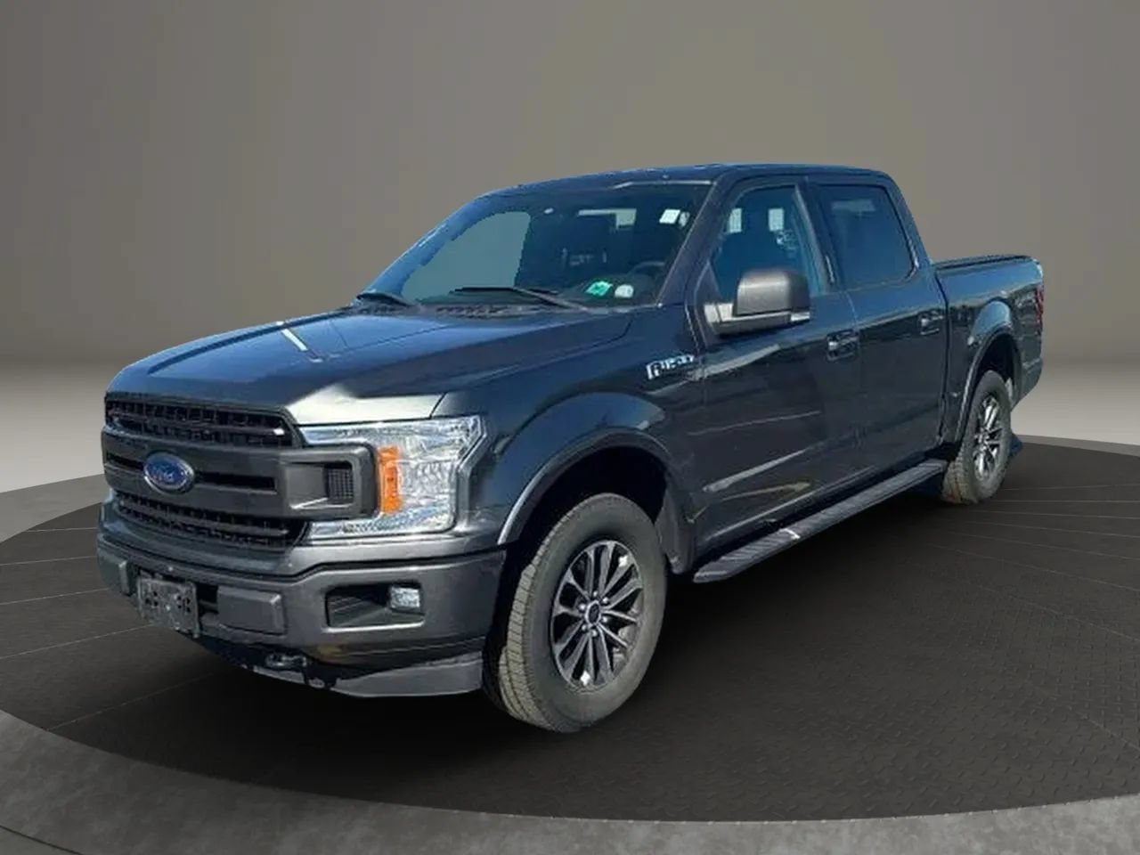 Used 2018 Ford F150 XLT w/ Equipment Group 302A Luxury AWD/4WD image 1