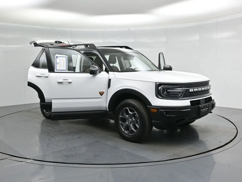 Used 2023 Ford Bronco Sport Badlands w/ Premium Package image 32