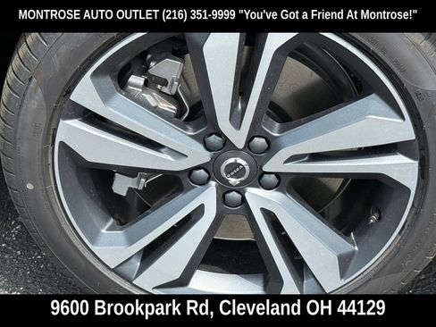 New 2026 Volvo V60 B5 Cross Country Plus w/ Protection Package Premier AWD/4WD image 12