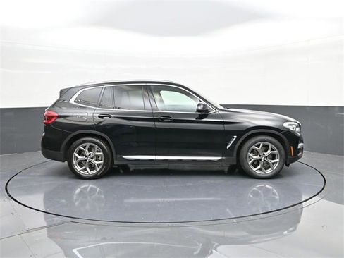 Used 2021 BMW X3 xDrive30i w/ Premium Package image 25