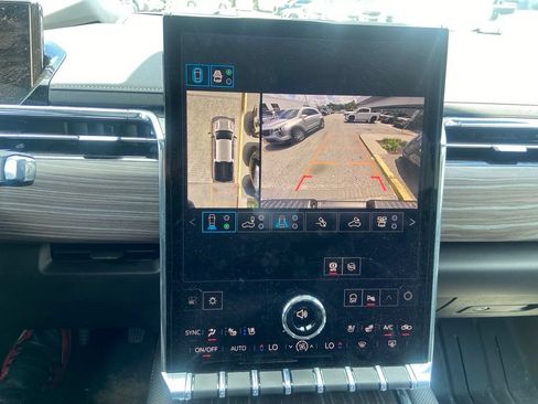 Used 2026 GMC Sierra EV Denali AWD/4WD image 21