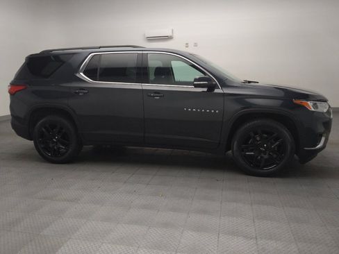 Used 2021 Chevrolet Traverse LT w/ LPO, Cargo Package FWD image 11