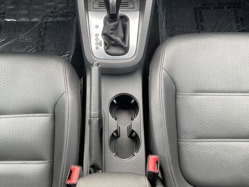 Used 2014 Volkswagen Jetta SE FWD image 26