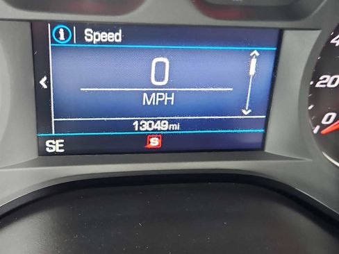 Used 2021 Chevrolet Camaro LT w/ RS Package image 14