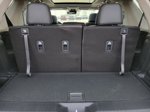 New 2025 Honda Pilot Touring image 18