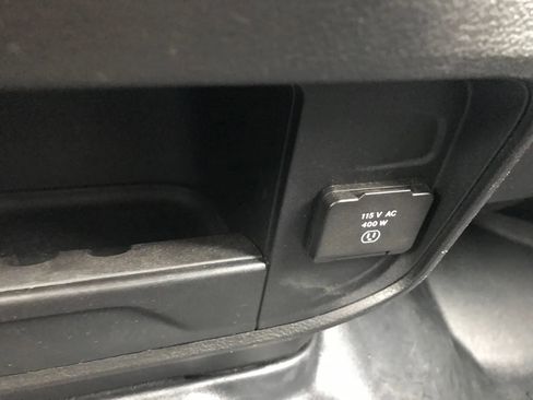 Used 2024 RAM 2500 Laramie image 25