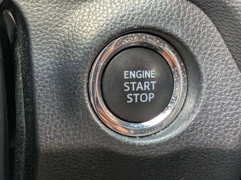 Used 2020 Toyota RAV4 XLE Premium AWD/4WD image 18