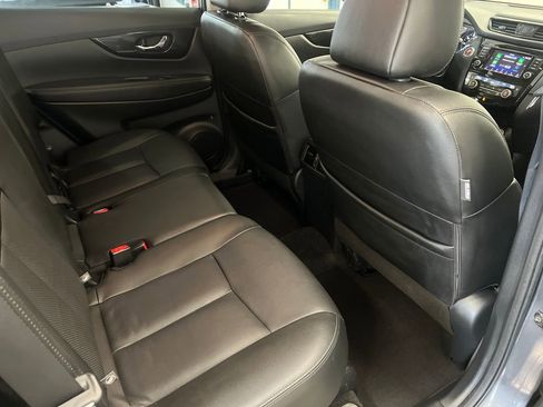 Used 2020 Nissan Rogue SL AWD/4WD image 44