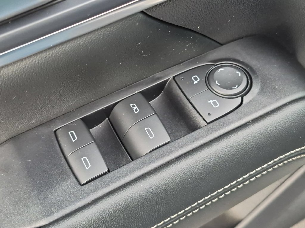 Used 2026 GMC Terrain Elevation AWD/4WD image 13