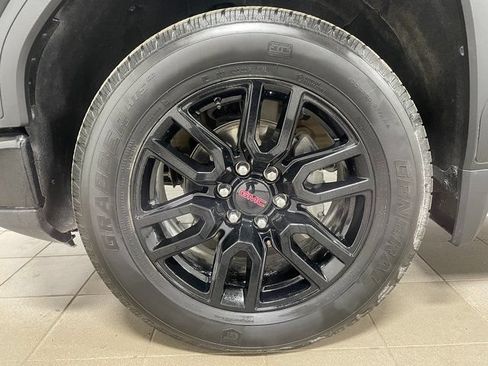 Used 2024 GMC Sierra 1500 Elevation AWD/4WD image 7