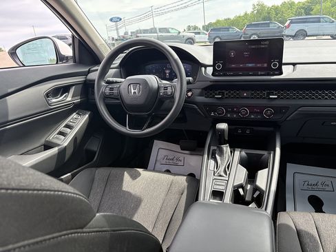 Used 2024 Honda Accord EX image 25