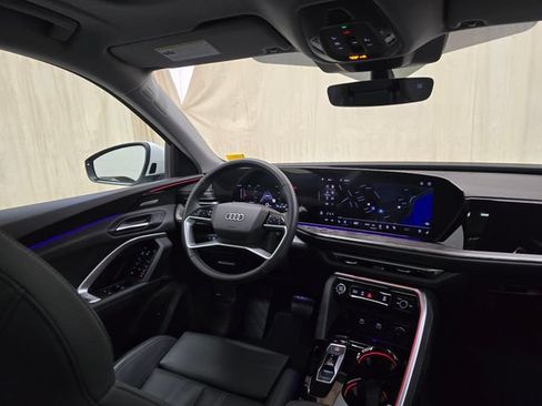 Certified 2025 Audi Q5 Premium Plus AWD/4WD image 38