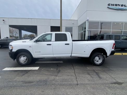 Used 2022 RAM 3500 Tradesman image 5