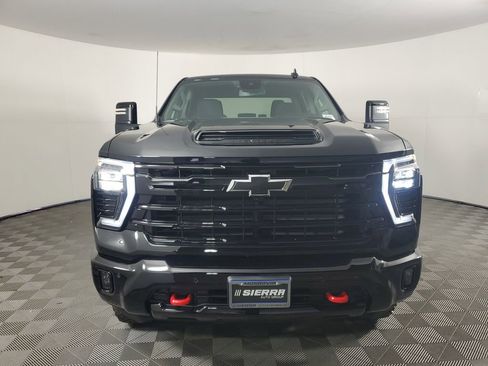 New 2026 Chevrolet Silverado 2500 LT image 9