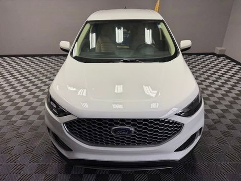 Used 2023 Ford Edge SEL w/ Convenience Package image 5