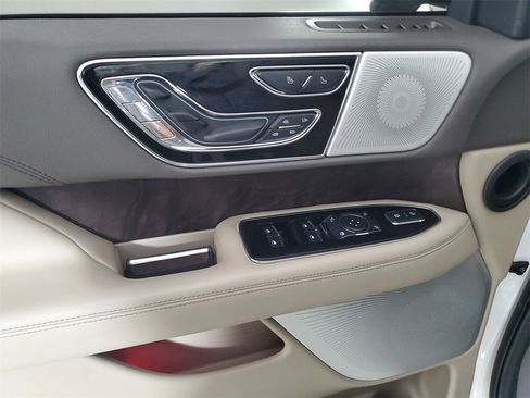 Certified 2022 Lincoln Navigator Reserve image 19