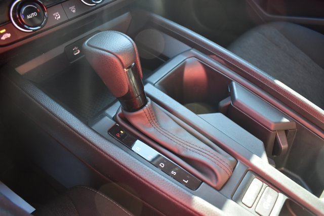 Used 2025 Honda Accord SE image 27