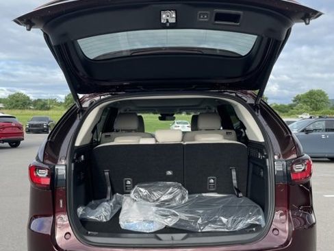 Used 2024 MAZDA CX-90 Plug-In Hybrid w/ Premium Pkg image 9