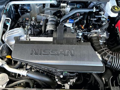 Used 2026 Nissan Rogue SV FWD image 32