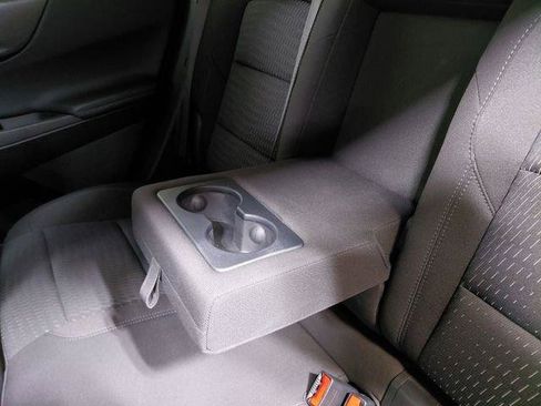 Used 2026 Chevrolet Equinox LT AWD/4WD image 50