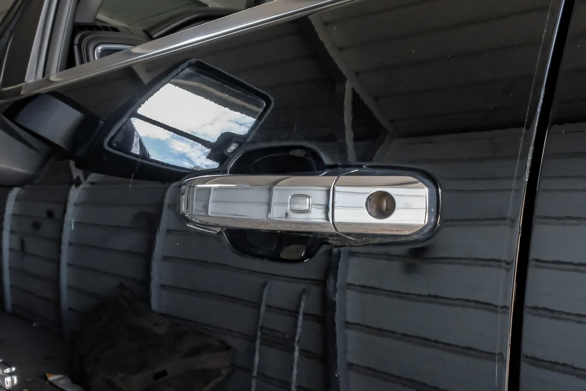 Used 2023 Chevrolet Silverado 2500 LTZ w/ LTZ Texas Edition AWD/4WD image 38