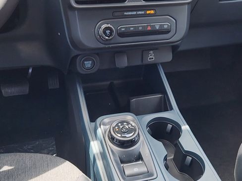 New 2025 Ford Maverick XLT w/ XLT Luxury Package image 19