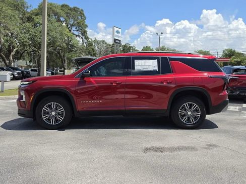 New 2026 Chevrolet Traverse LT w/ Enhanced Driving Package FWD image 3