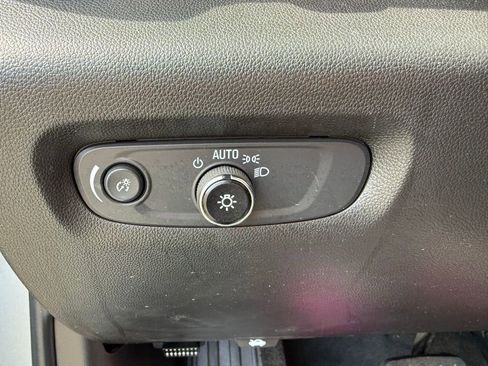 Used 2023 Chevrolet Traverse Premier w/ Redline Edition AWD/4WD image 29
