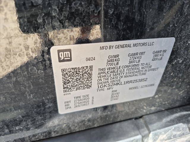 Used 2024 GMC Yukon XL AT4 w/ Technology Package AWD/4WD image 26