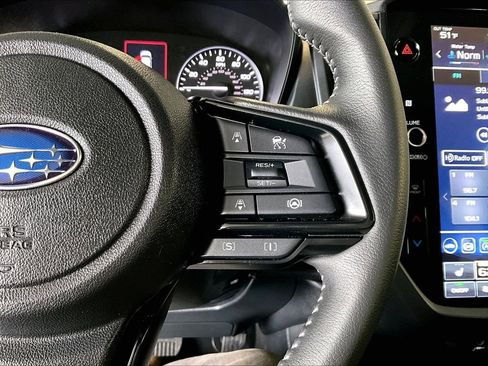 Used 2025 Subaru Forester Premium image 24
