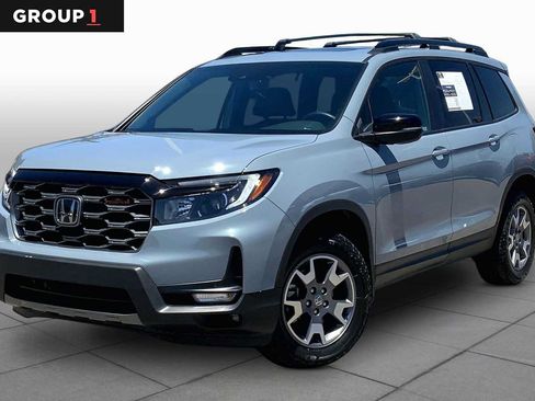 Used 2023 Honda Passport TrailSport image 1