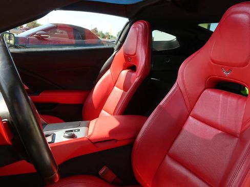Used 2019 Chevrolet Corvette Grand Sport RWD image 16