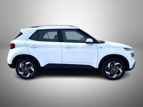 New 2026 Hyundai Venue SEL image 4