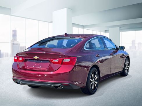 Used 2016 Chevrolet Malibu LT FWD image 4