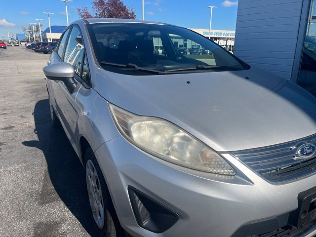 Used 2011 Ford Fiesta SE FWD image 1