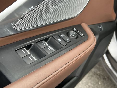 Used 2023 Acura RDX AWD w/ Advance Package image 12