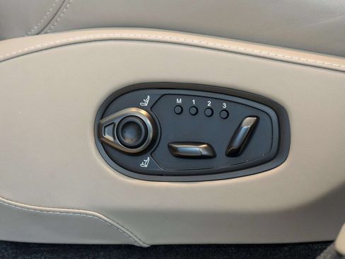 Used 2023 Aston Martin DBX AWD/4WD image 25