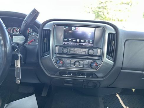 Used 2018 Chevrolet Silverado 1500 LT w/ All Star Edition AWD/4WD image 14